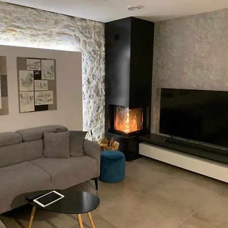 Casa Matko Kostanjevica na Krasu